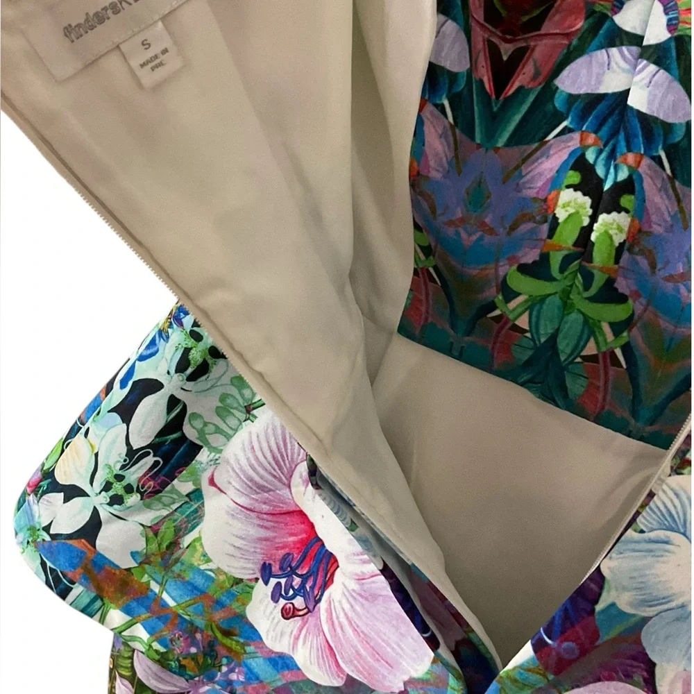 Anthropologie‎ Finders Keeper Vivace Floral peplum Strapless Dress. Cocktail 2
